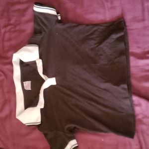 Cropped black n' white crop top with collar